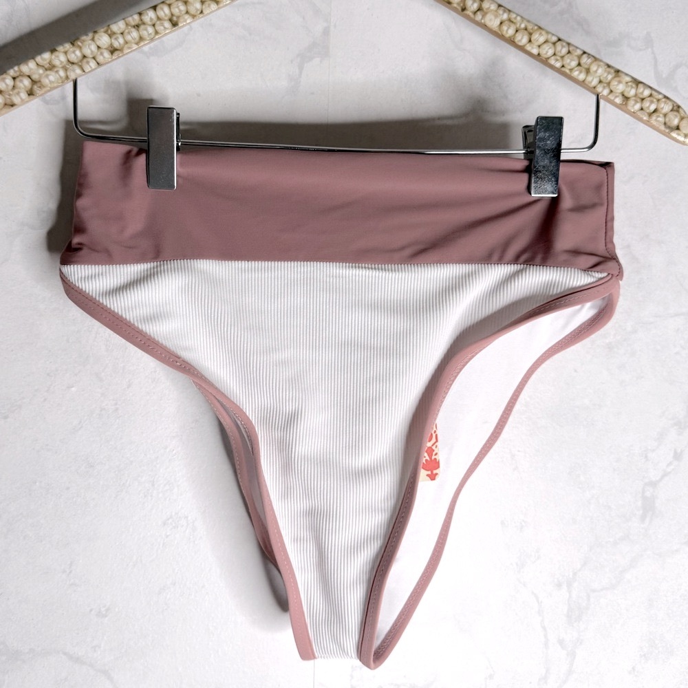 Beach Riot High-Waist color block bikini bottoms